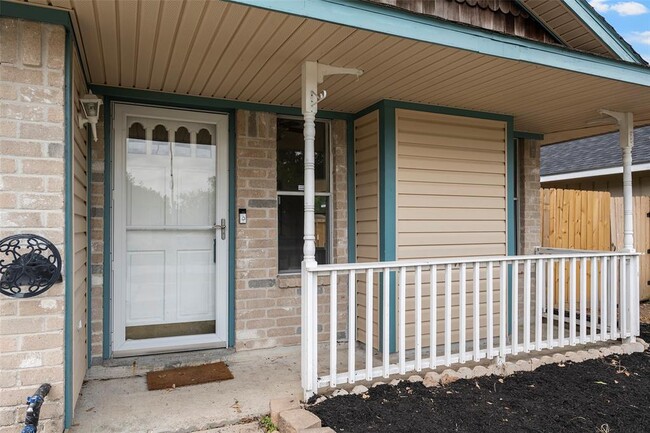 Building Photo - 23419 Prairie Bird Dr