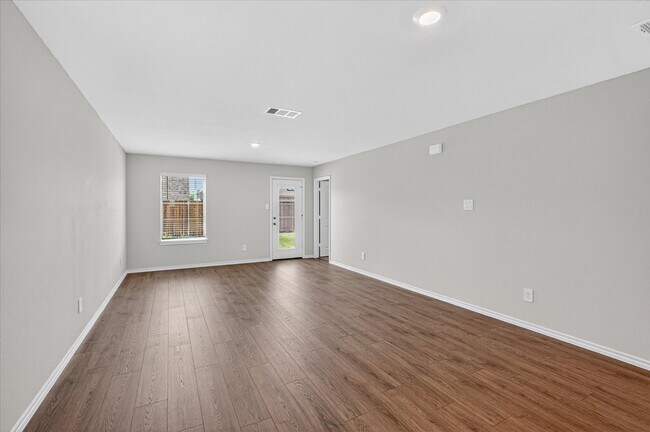 Foto del edificio - 1818 Potomac Ln