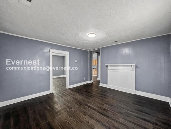 Foto del edificio - 749 Bey St