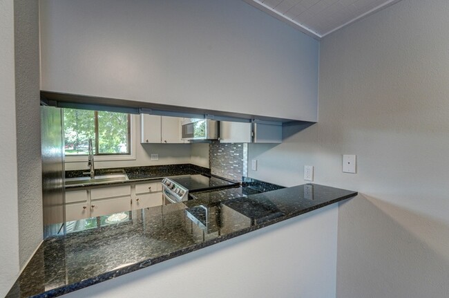 Foto del edificio - 2 bed 2 bath Townhome in Hailey!!