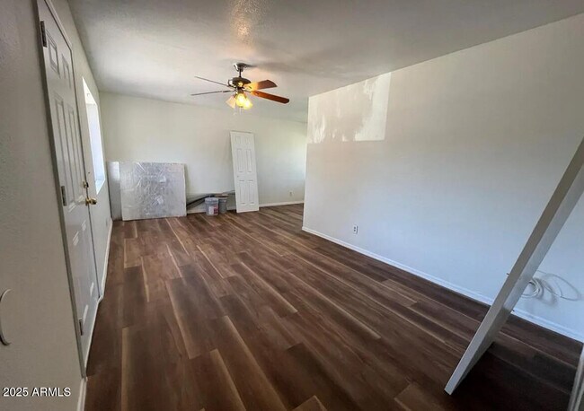 Foto del edificio - 532 S Mesa Dr