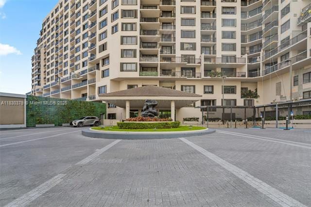 Foto del edificio - 540 Brickell Key Dr