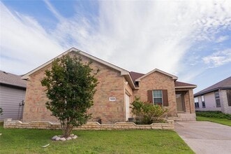 Building Photo - 7009 Bountiful Grove Dr