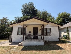 Building Photo - 3112 NW 14th St