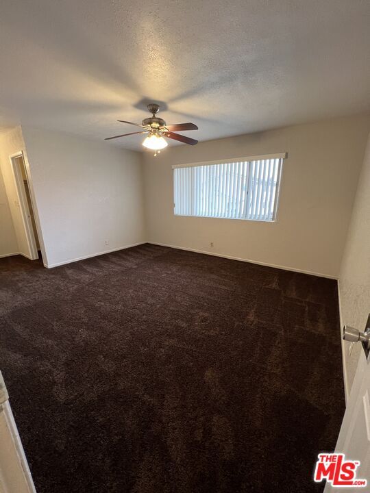 Primary Photo - 1308 E Oaks St