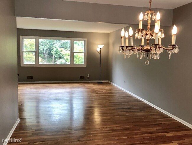 Building Photo - 4 br, 3 bath House - 23 Brisman Dr