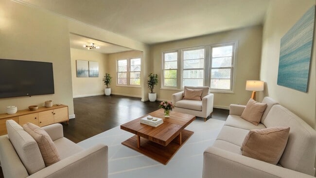 Photo - 11-13 Milton Apartment