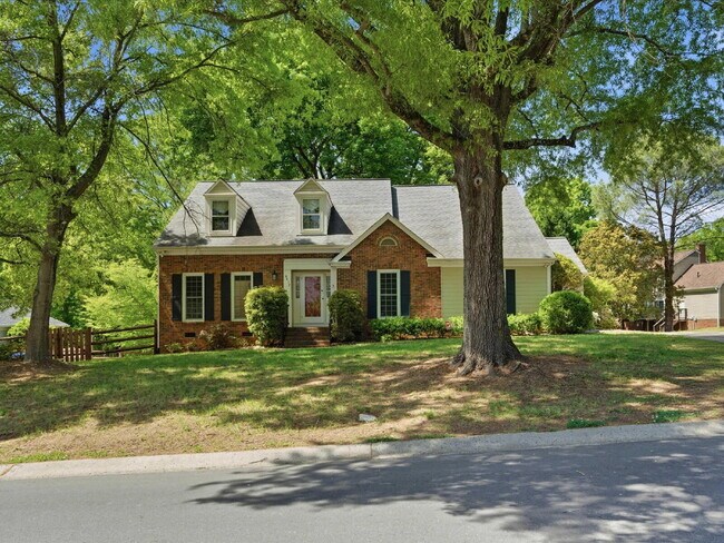 Building Photo - 9437 Fairmead Dr