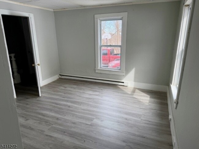 Foto del edificio - 8 Center St