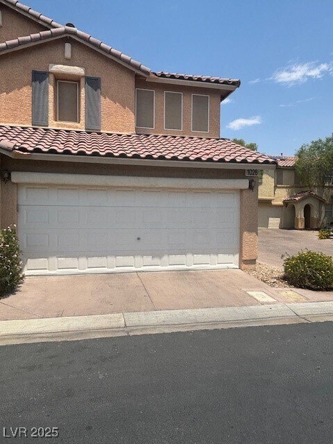 Foto principal - 1026 Monte De Oro Ave
