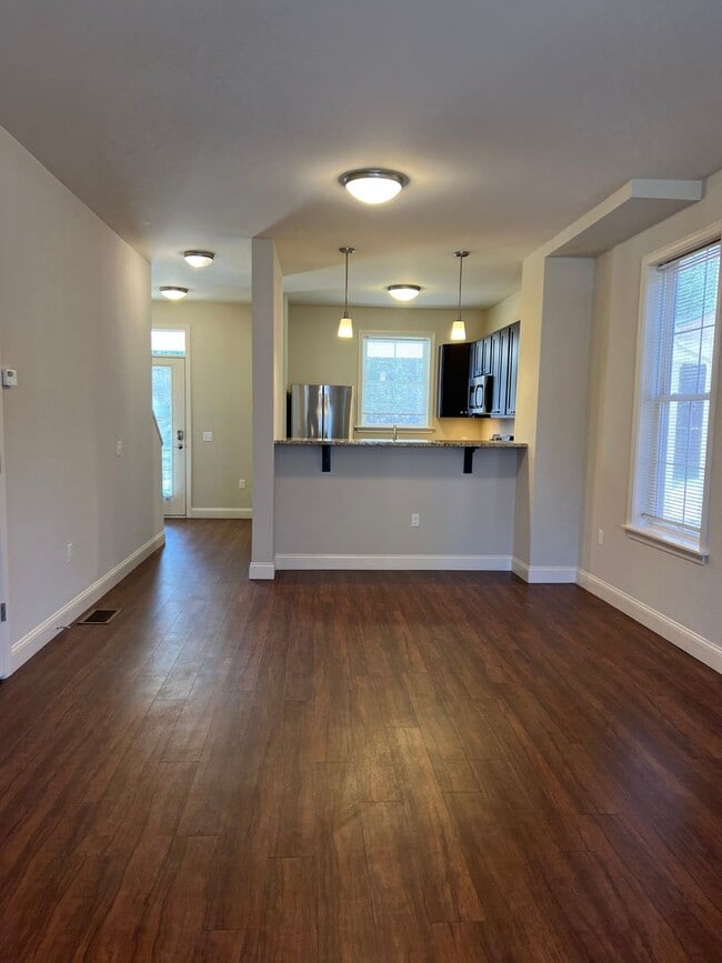 Foto del edificio - 107 Bayberry Cir