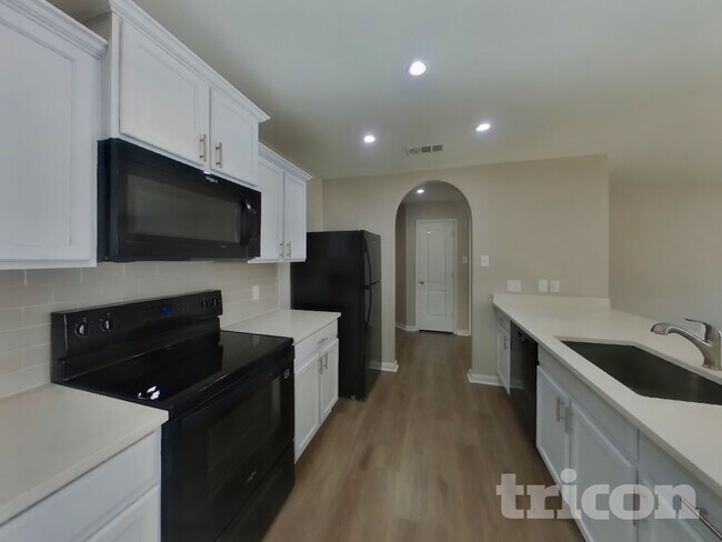 Foto del edificio - 1026 Barrymore Ln