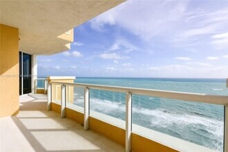 Building Photo - 17875 Collins Ave