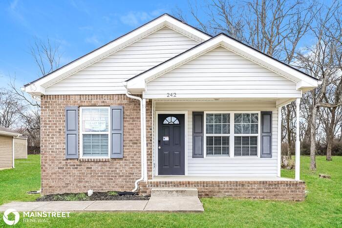 Foto principal - 242 N BLAKEMORE AVE, GALLATIN, TN 37066