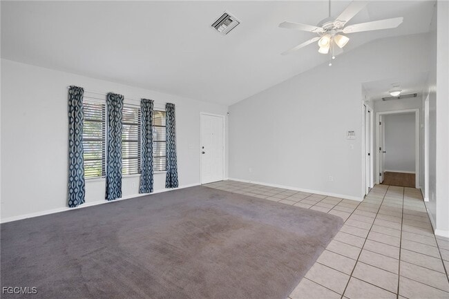 Foto del edificio - 913 SE 27th Terrace