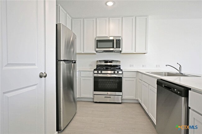 Building Photo - 11806 Bluebell Rdg