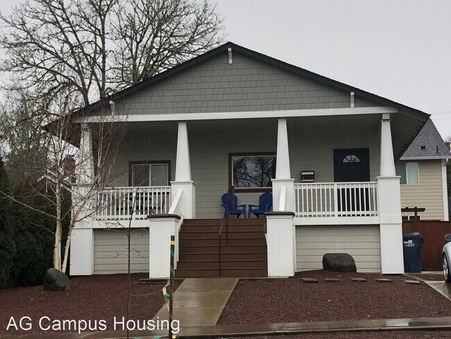 Building Photo - 5 br, 3 bath House - 2074 Onyx Street