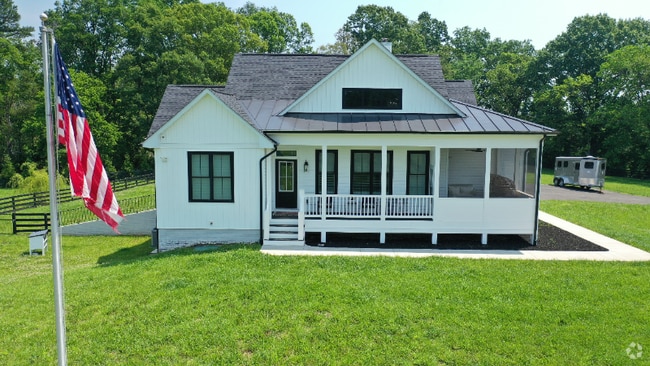 Building Photo - 5470 Germantown Rd