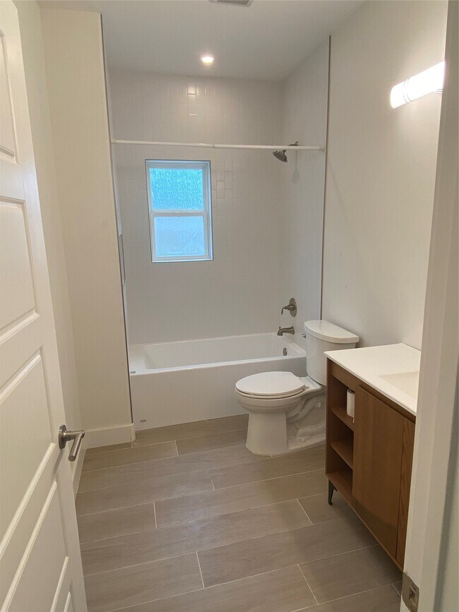 Building Photo - 8502 Alcott Dr