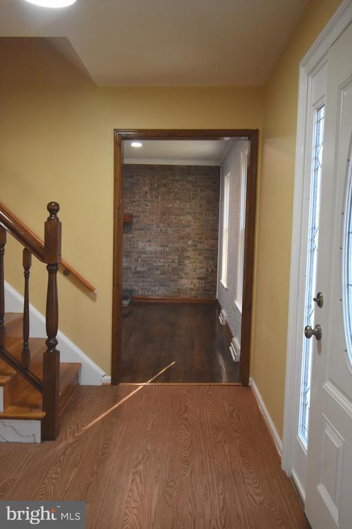 Foto del edificio - 717 Pebblestone Ct