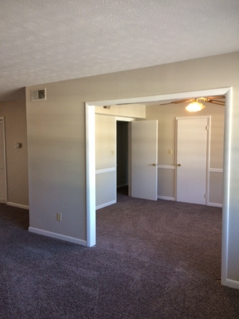 Building Photo - 1415 Christine Ave