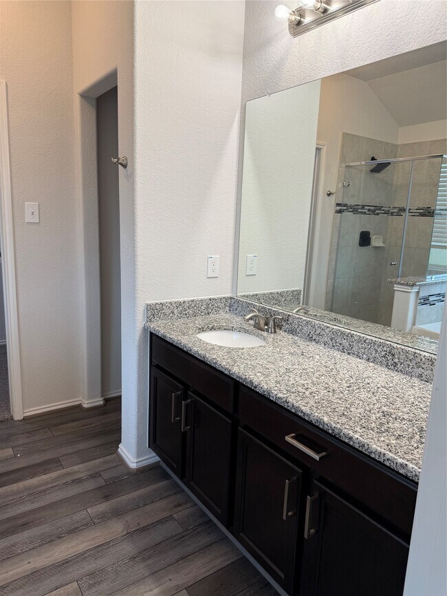Building Photo - 5186 Dry Hollow Dr