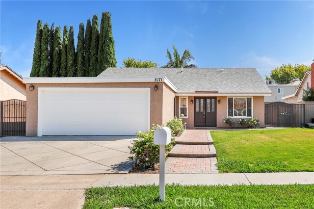 Foto principal - 5171 Doanoke Ave