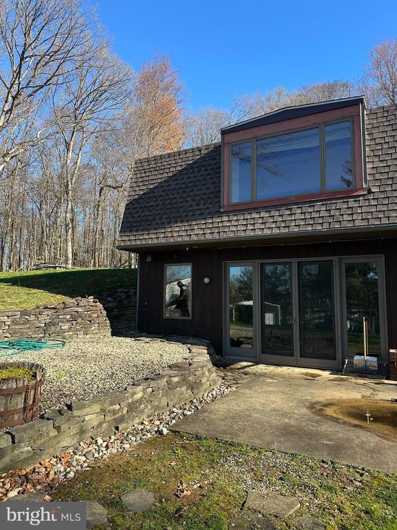 Building Photo - 5995 Lower York Rd