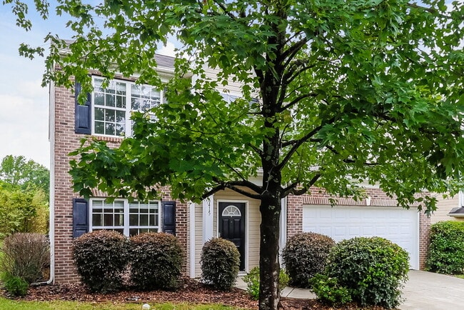 Building Photo - 6415 Glenolden Dr