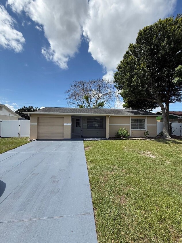 BUENAVENTURA LAKES - 2 BEDROOM, 2 BATHROOM HOUSE - BUENAVENTURA LAKES - 2 BEDROOM, 2 BATHROOM HOUSE