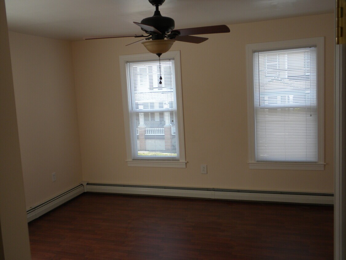 Living Room - 315 S 2nd St