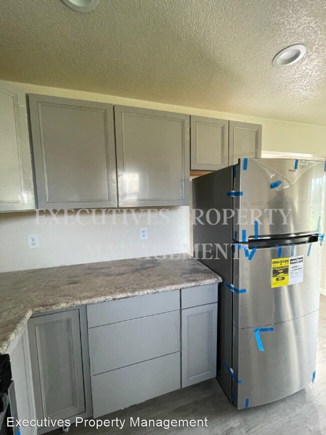 Foto del edificio - 1 br, 1 bath House - 185 South S St