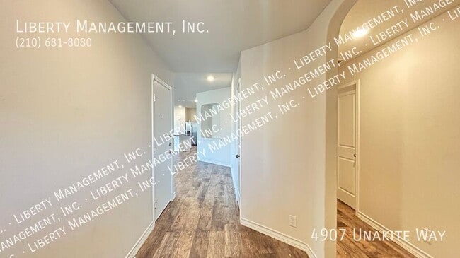 Foto del edificio - 4907 Unakite Wy