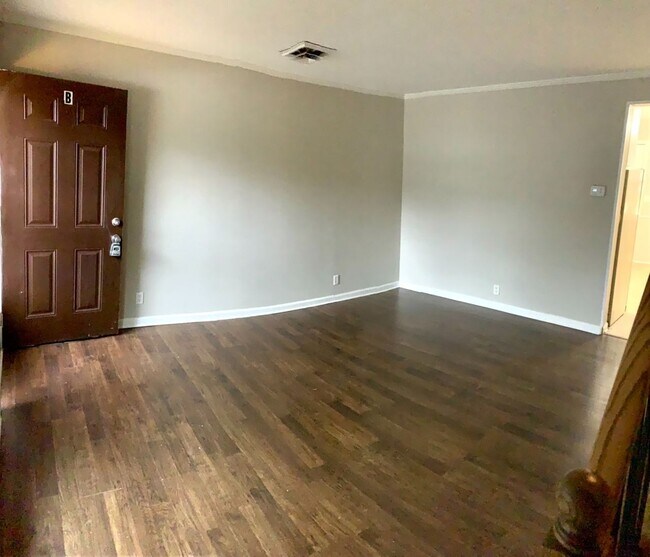 Foto del edificio - Inglewood 2 BR 1.5 Bath duplex available O...