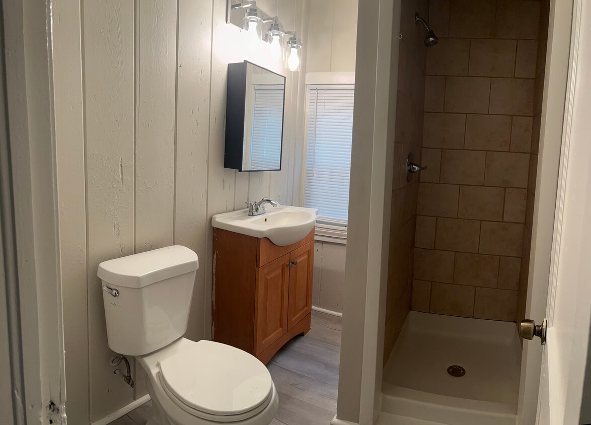 Building Photo - 1712 Todd St