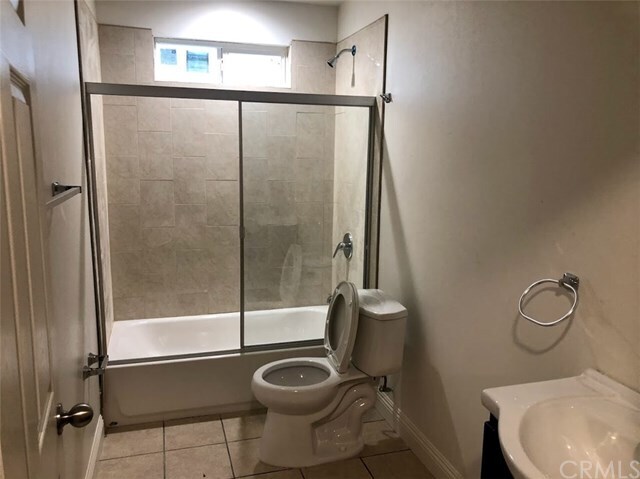 Foto del edificio - 136 E 109th St