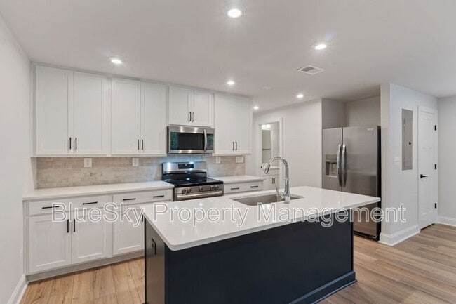 Photo - 112 4th St NE Townhome