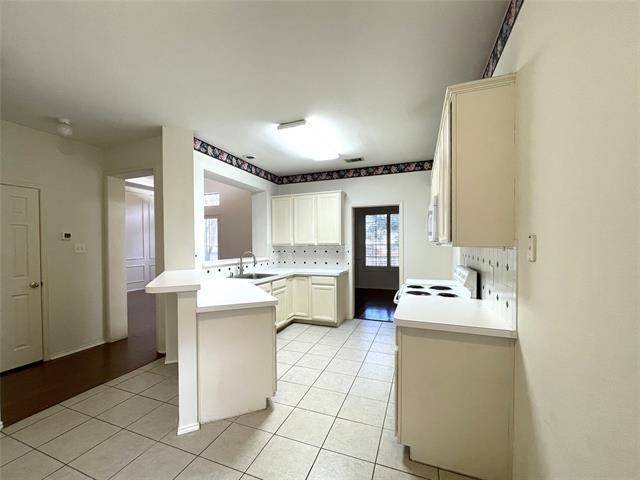 Building Photo - 4108 Hedgerow Dr