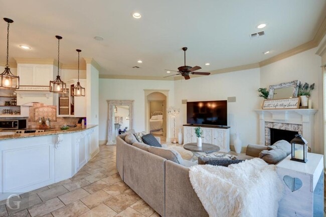 Foto del edificio - 609 Toulouse Ct