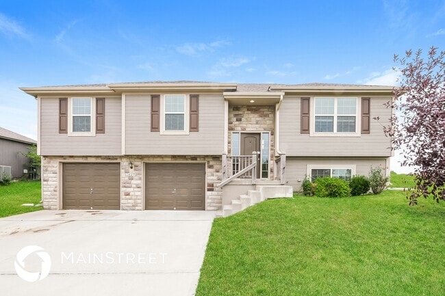 Building Photo - 427 Sunflower Dr