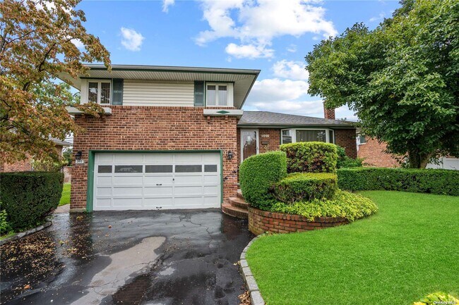 Foto del edificio - 305 Southwood Cir
