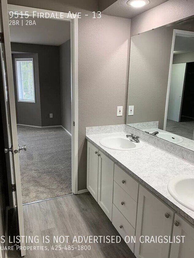 Primary Photo - Available Now! Updated Townhomes in Edmond...