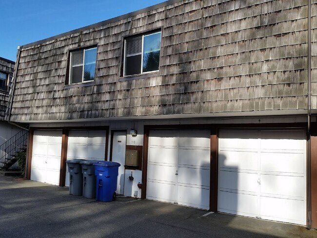 Foto del edificio - 119 147th Ave SE