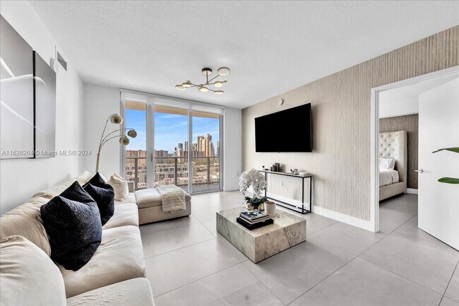 Building Photo - 300 Sunny Isles Blvd