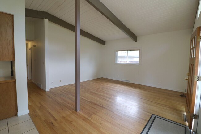 Building Photo - Adorable 3bd/ 1ba Home in Boulder, CO! Ava...