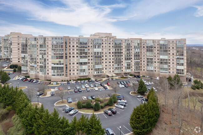 19365 Cypress Ridge Terrace - Potomac Ridge at Lansdowne Woods Condominium