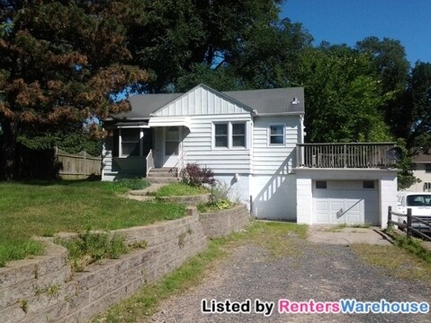 Primary Photo - 193 Wheelock Pky E