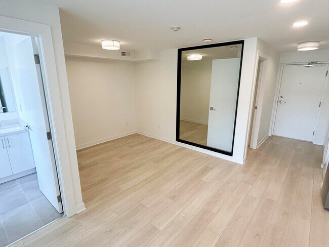 Photo du bâtiment - 920 Inverhouse