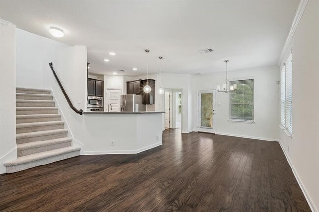 Building Photo - 503 S Meadowlark St