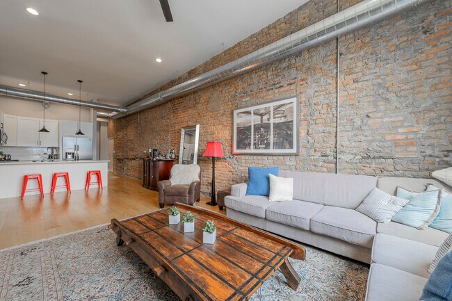 Foto del edificio - 1470 W Webster Ave